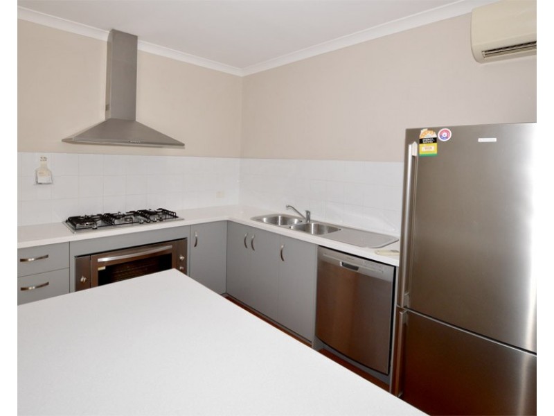 9 Tarn Drive, Canning Vale WA 6155