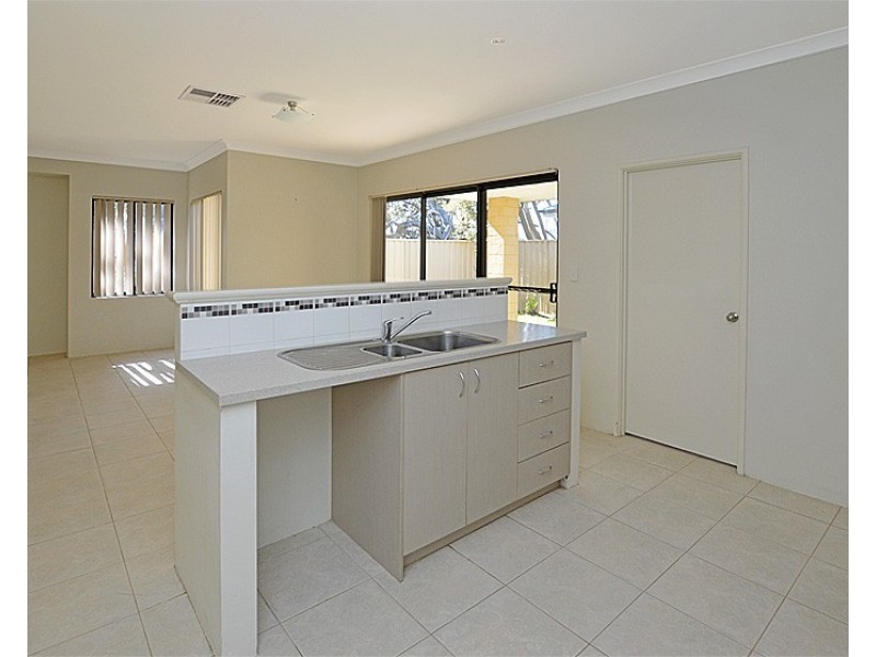 26 Pentland Street, Canning Vale WA 6155