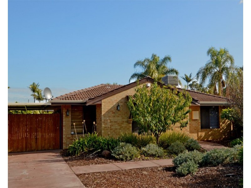 55 Sanderling Drive, Thornlie WA 6108