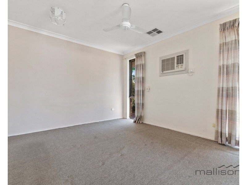 52 Sanderling Drive, Thornlie WA 6108