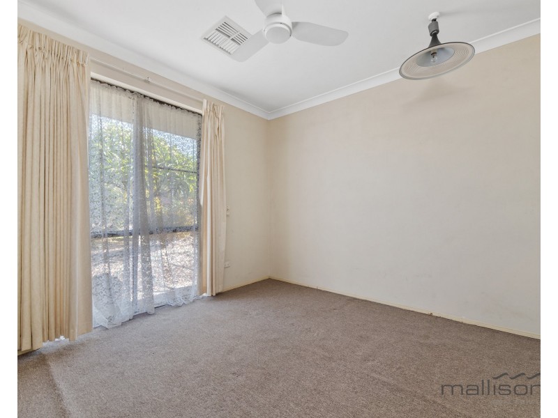 52 Sanderling Drive, Thornlie WA 6108