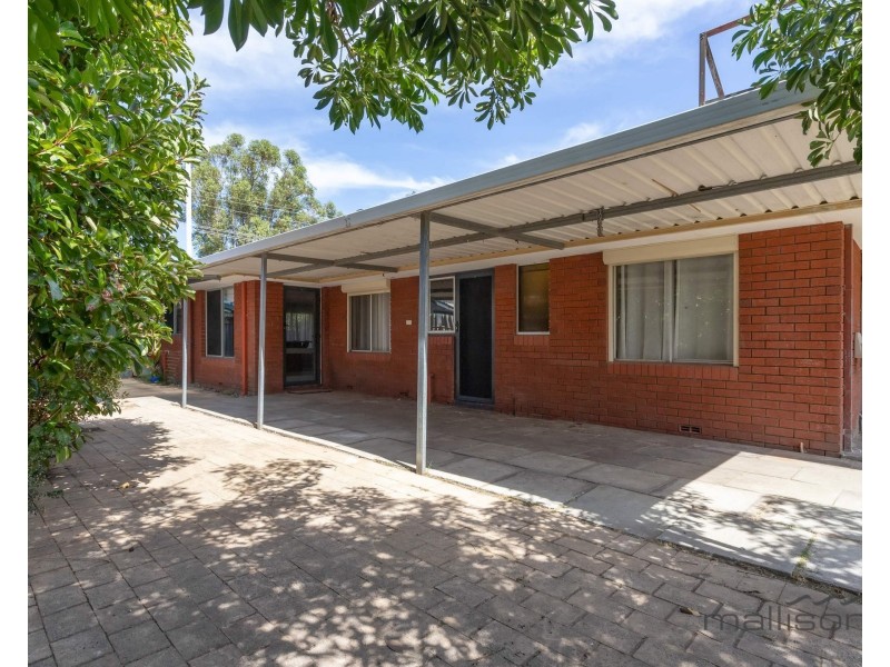 10 Kelvedon Way, Huntingdale WA 6110
