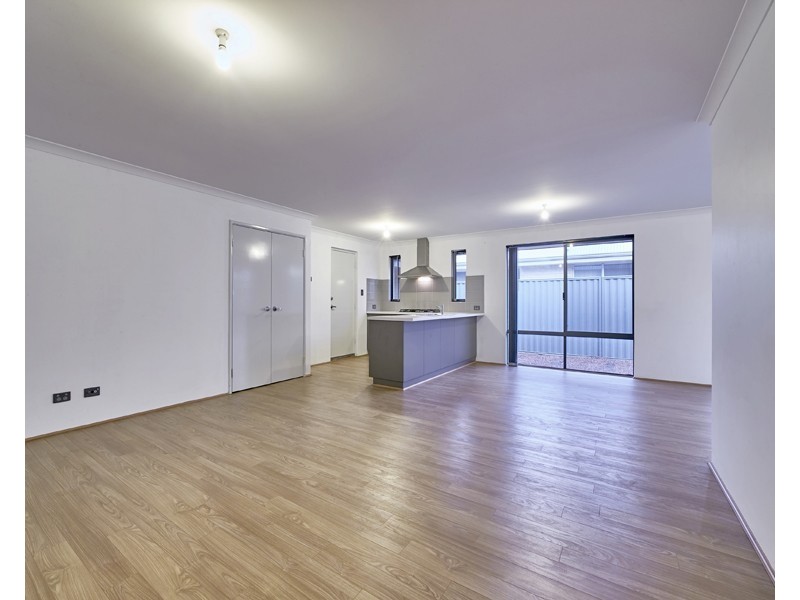 21 Kinsella Avenue, Byford WA 6122