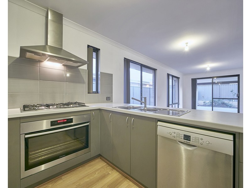 21 Kinsella Avenue, Byford WA 6122