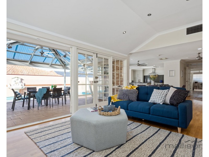 42 Hislop Road, Attadale WA 6156