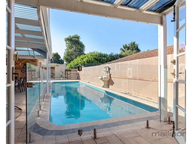 42 Hislop Road, Attadale WA 6156