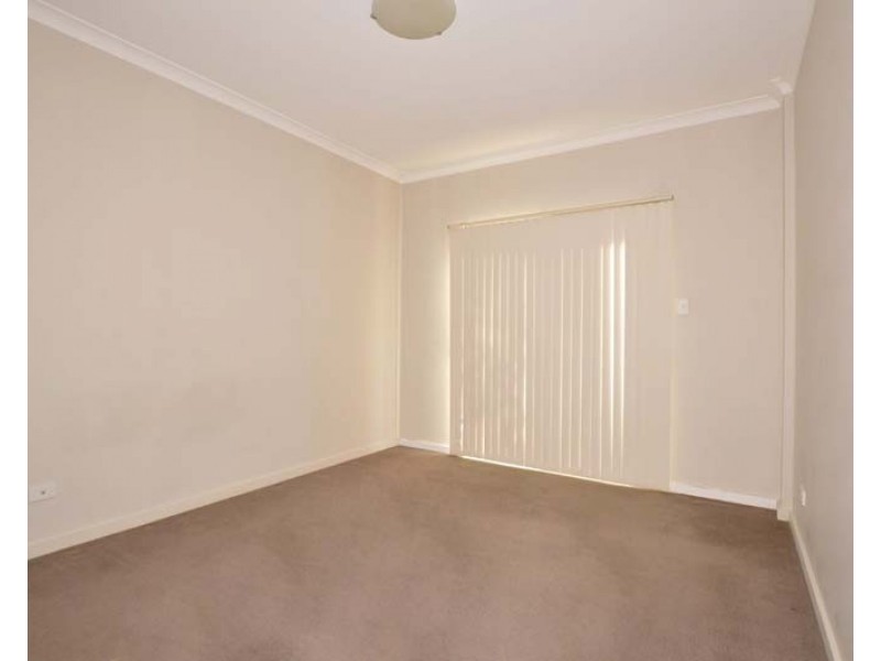 12/6 Ibera Way, Success WA 6164