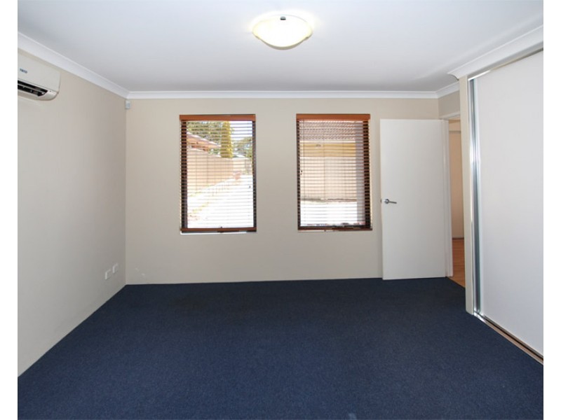 4B Walker Court, Kardinya WA 6163