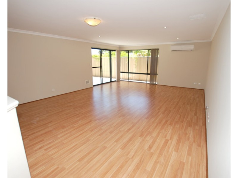 4B Walker Court, Kardinya WA 6163