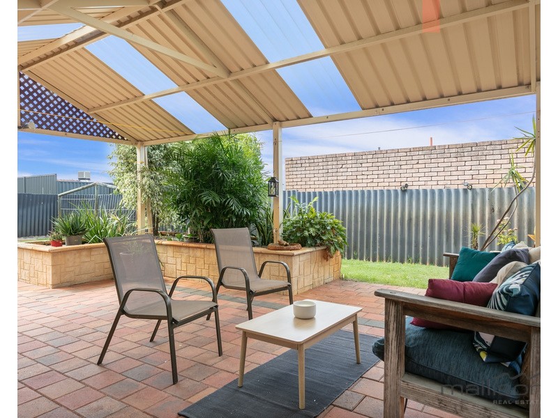 20 Whittaker Crescent, Bull Creek WA 6149