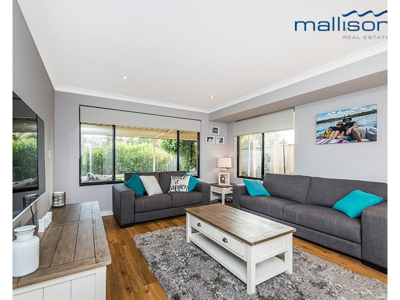 43 Flowerwood Way, Huntingdale WA 6110