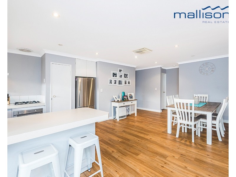 43 Flowerwood Way, Huntingdale WA 6110