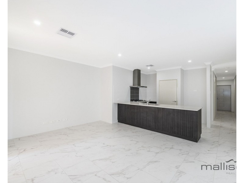 13 Gadd Street, Success WA 6164