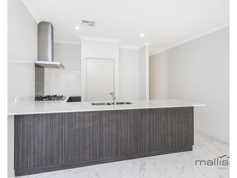 13 Gadd Street, Success WA 6164