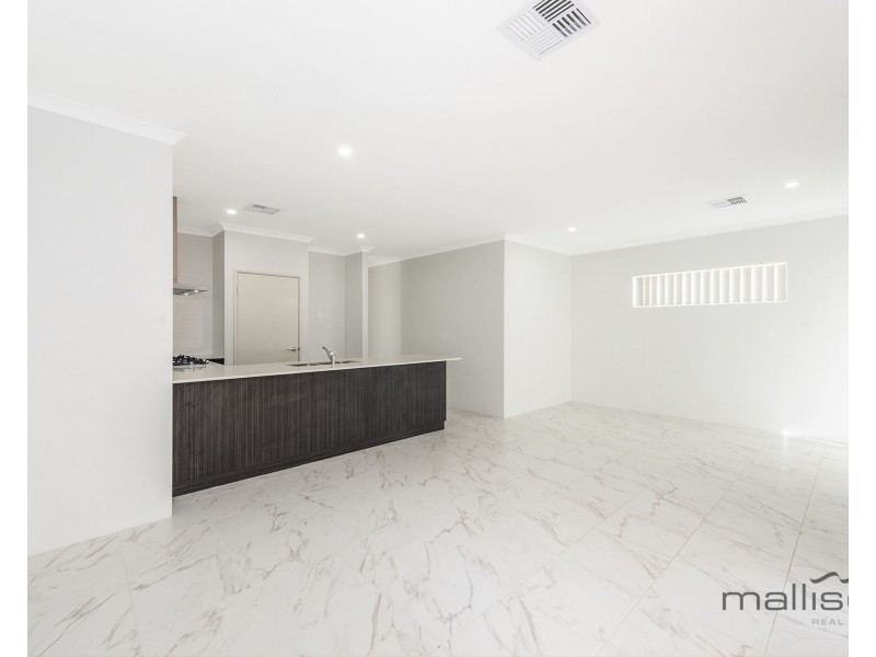 13 Gadd Street, Success WA 6164