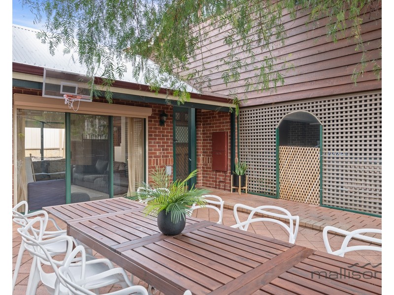 50B Leonard Street, Victoria Park WA 6100