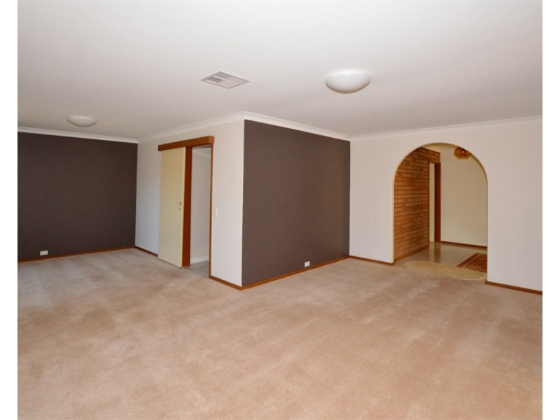 12 Mccombe Avenue, Samson WA 6163