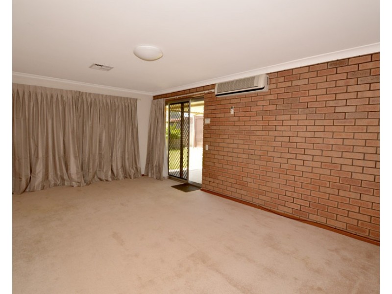 12 Mccombe Avenue, Samson WA 6163