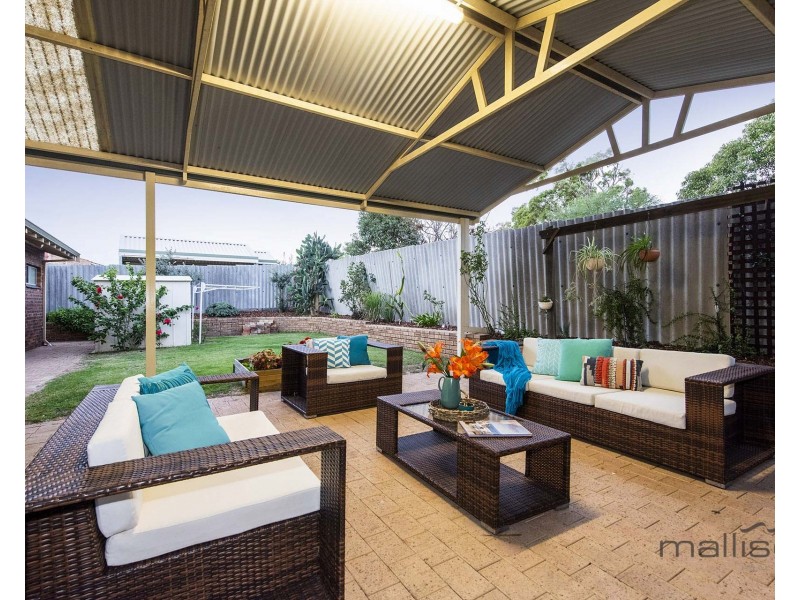 16 Grenfell Way, Leeming WA 6149