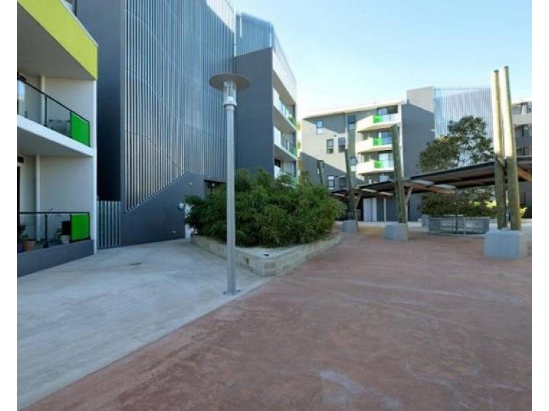 11/20 Signal Terrace, Cockburn Central WA 6164