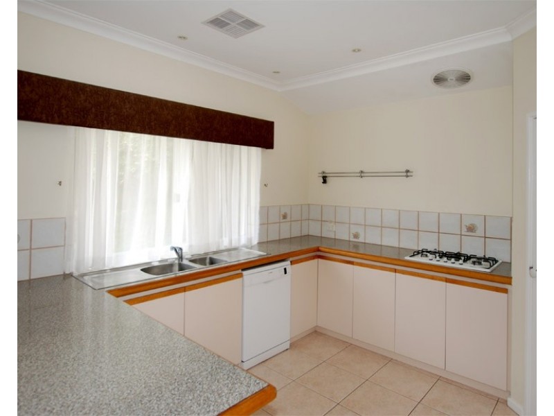 11 Long Beach Promenade, Mindarie WA 6030