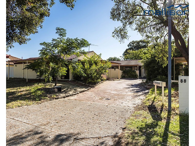 1/88 Mills Street, Bentley WA 6102