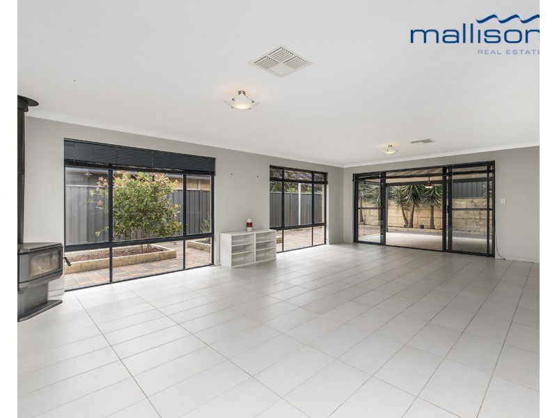 8 Songlark Court, Baldivis WA 6171