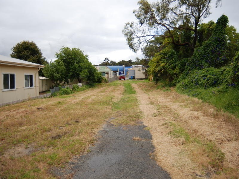 4 Chevalier Street, Centennial Park WA 6330