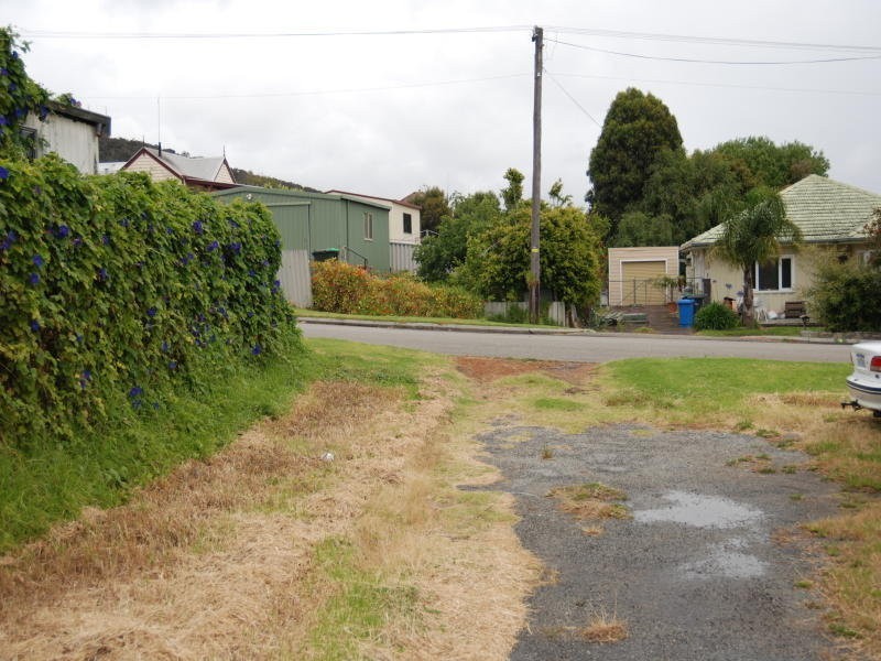 4 Chevalier Street, Centennial Park WA 6330