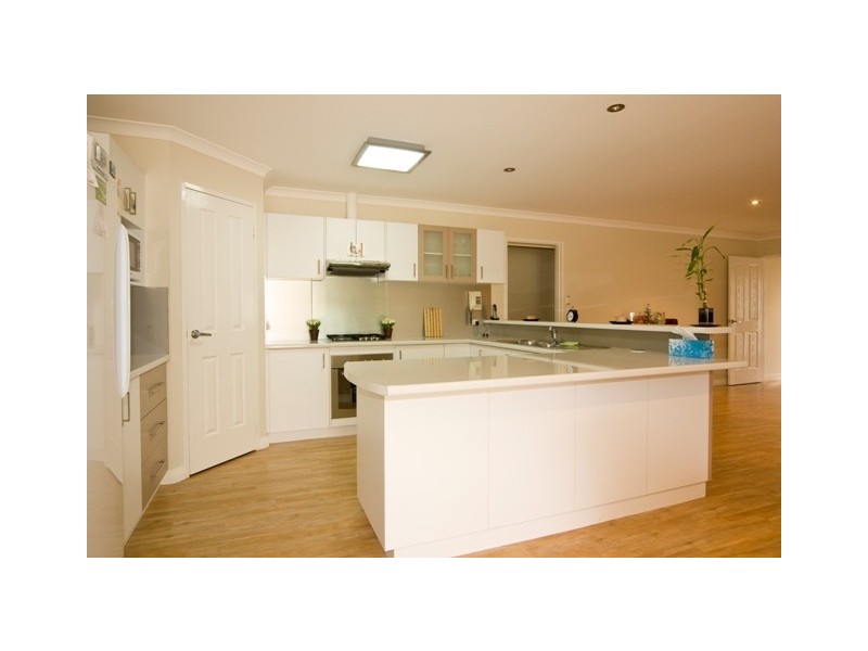 24 Ethereal Drive, Mckail WA 6330