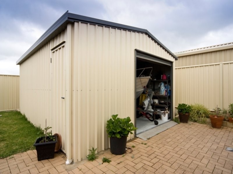 11 Ethereal Drive, Mckail WA 6330