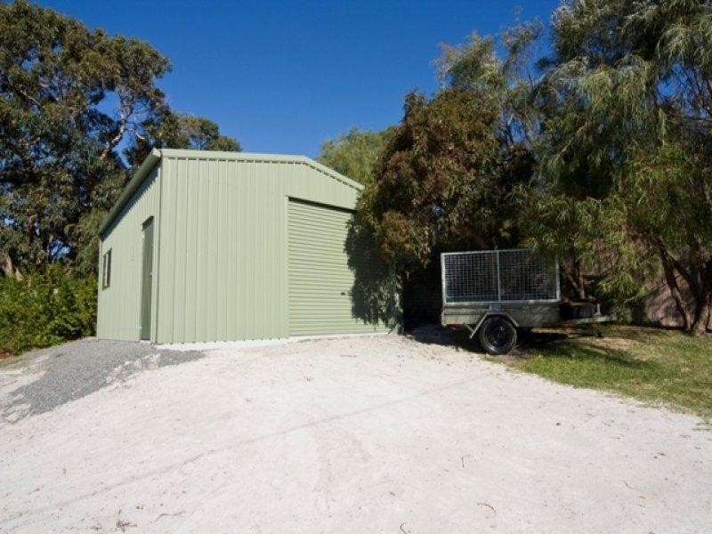 3 St Georges Crescent, Goode Beach WA 6330