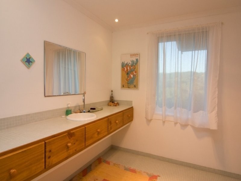 8 McBride Road, Goode Beach WA 6330