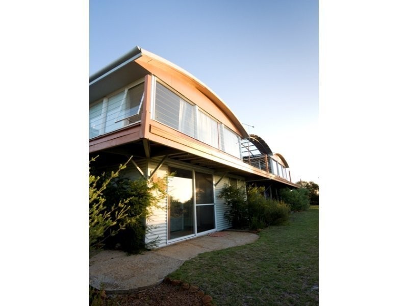 8 McBride Road, Goode Beach WA 6330