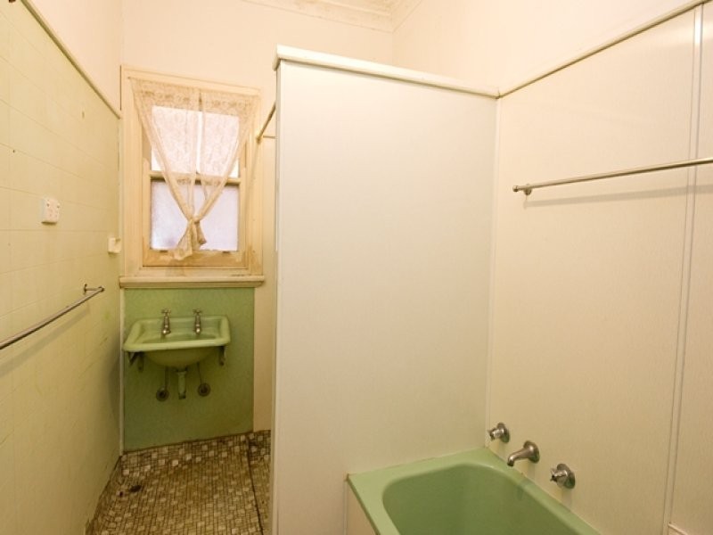 210 Albany Highway, Centennial Park WA 6330