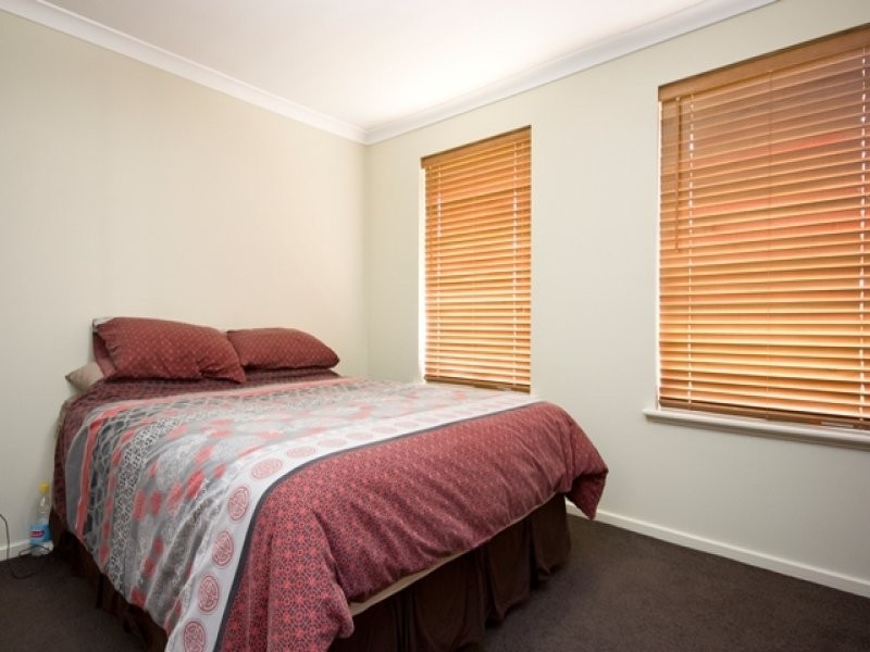 4 Orion Avenue, Mckail WA 6330