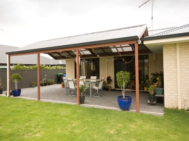 4 Orion Avenue, Mckail WA 6330