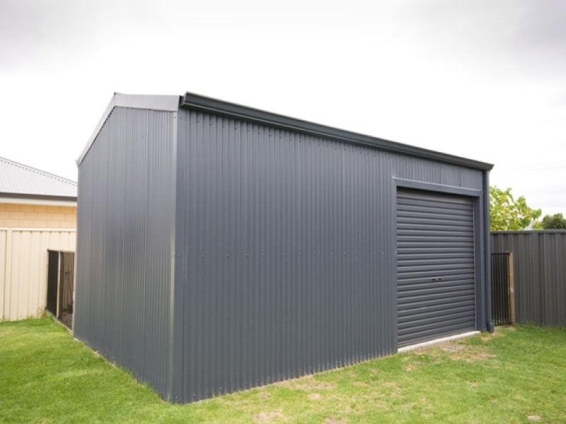 4 Orion Avenue, Mckail WA 6330