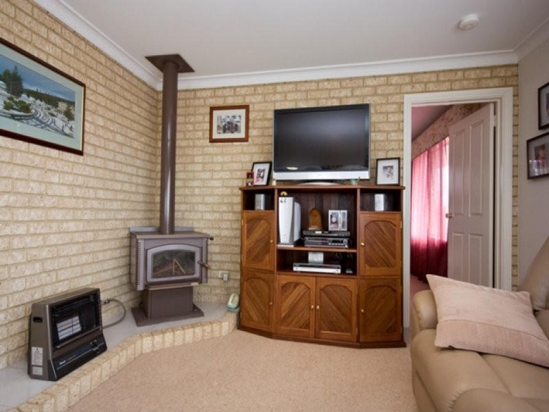 14 Hewett Rise, Spencer Park WA 6330