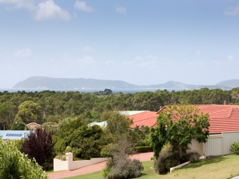 14 Hewett Rise, Spencer Park WA 6330