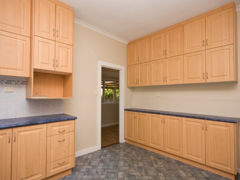 64 South Coast Highway, Orana WA 6330