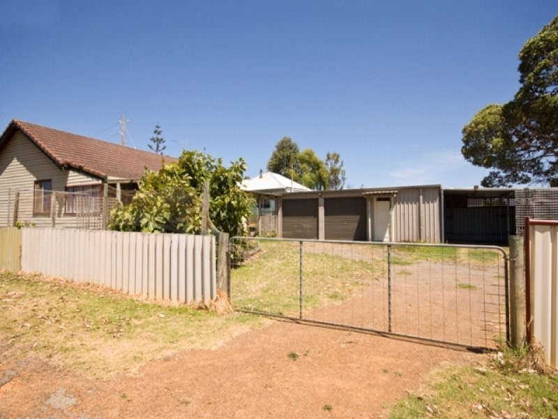 64 South Coast Highway, Orana WA 6330