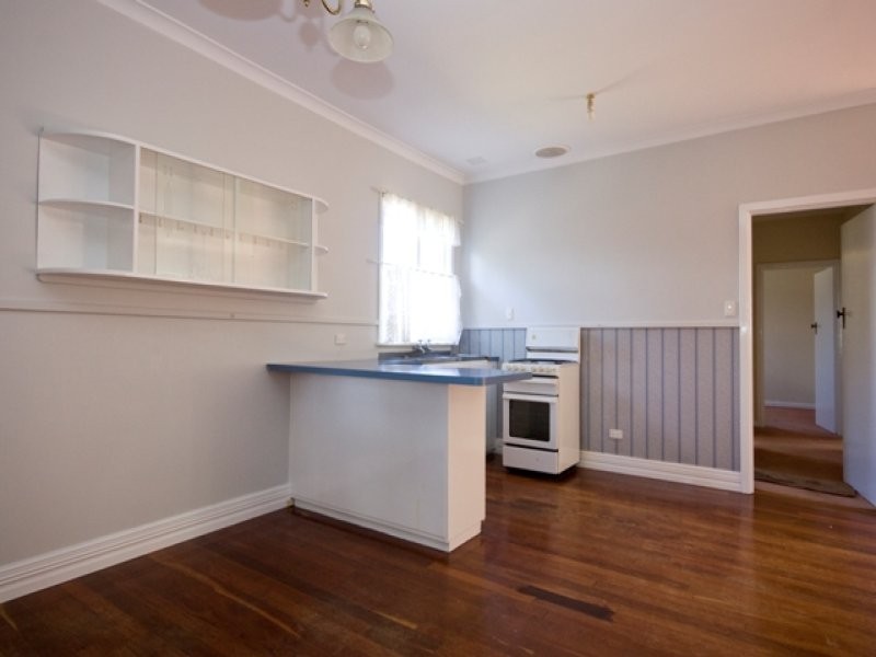 10 Boronia Street, Mount Clarence WA 6330