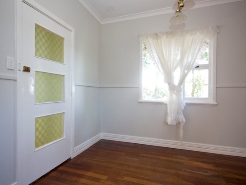 10 Boronia Street, Mount Clarence WA 6330