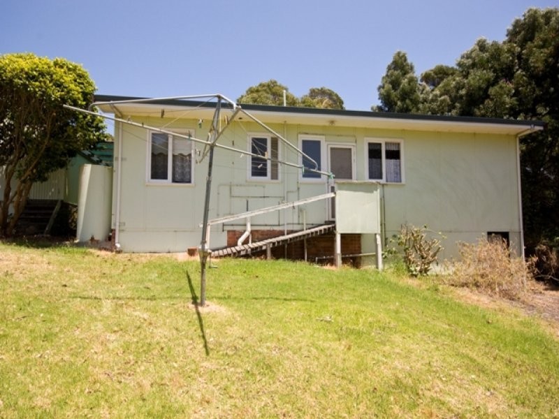 10 Boronia Street, Mount Clarence WA 6330