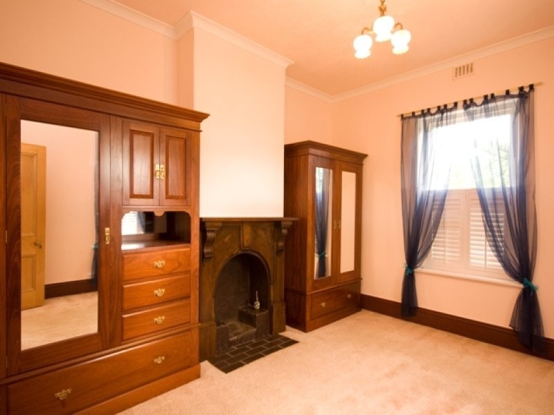 4 Symers Street, Mira Mar WA 6330