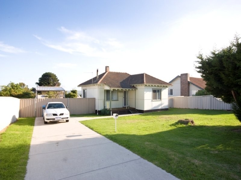 3 Uglow Street, Lockyer WA 6330