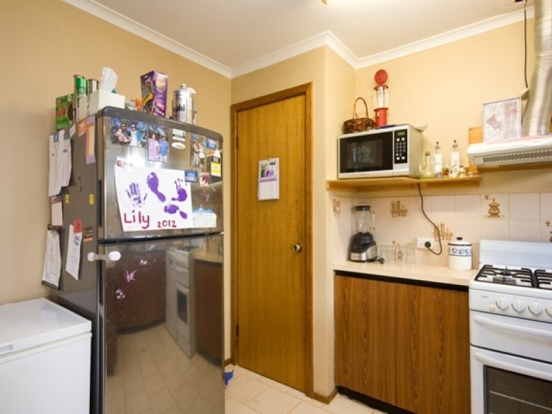 27 Sherwood Drive, Mckail WA 6330