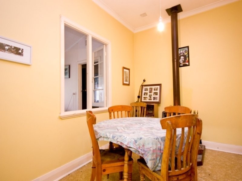 8 Champion Street, Mira Mar WA 6330