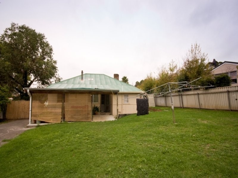 8 Champion Street, Mira Mar WA 6330